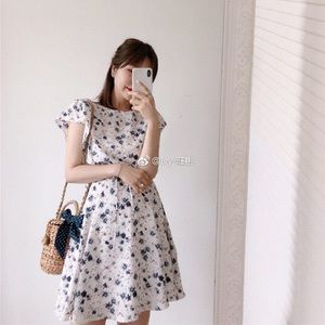 Flora print midi  dress